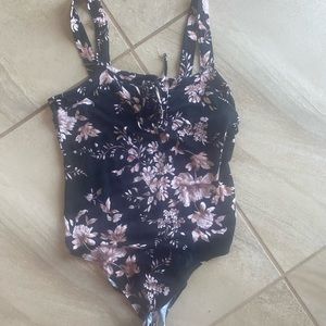 American eagle floral body suit.